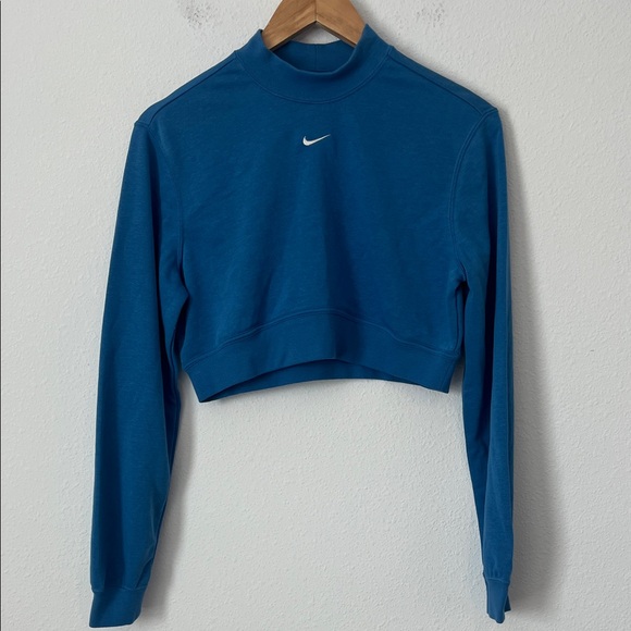 NIKE Blue Mock Neck Long Sleeve Crop Top - Picture 2 of 5